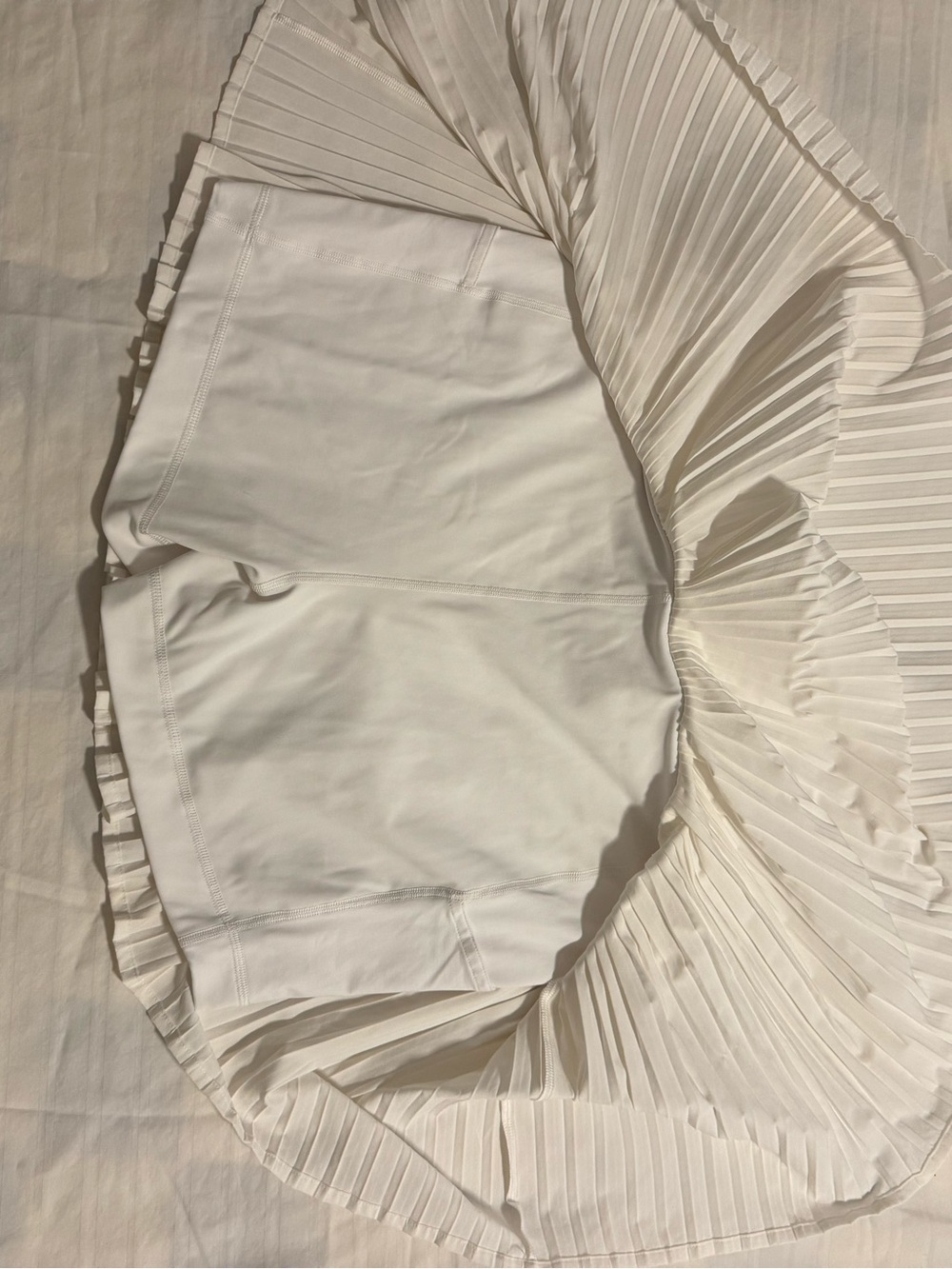 Lululemon Varsity High-Rise Pleated Tennis Skirt in White - SIZE 10 - Picture 4 of 7